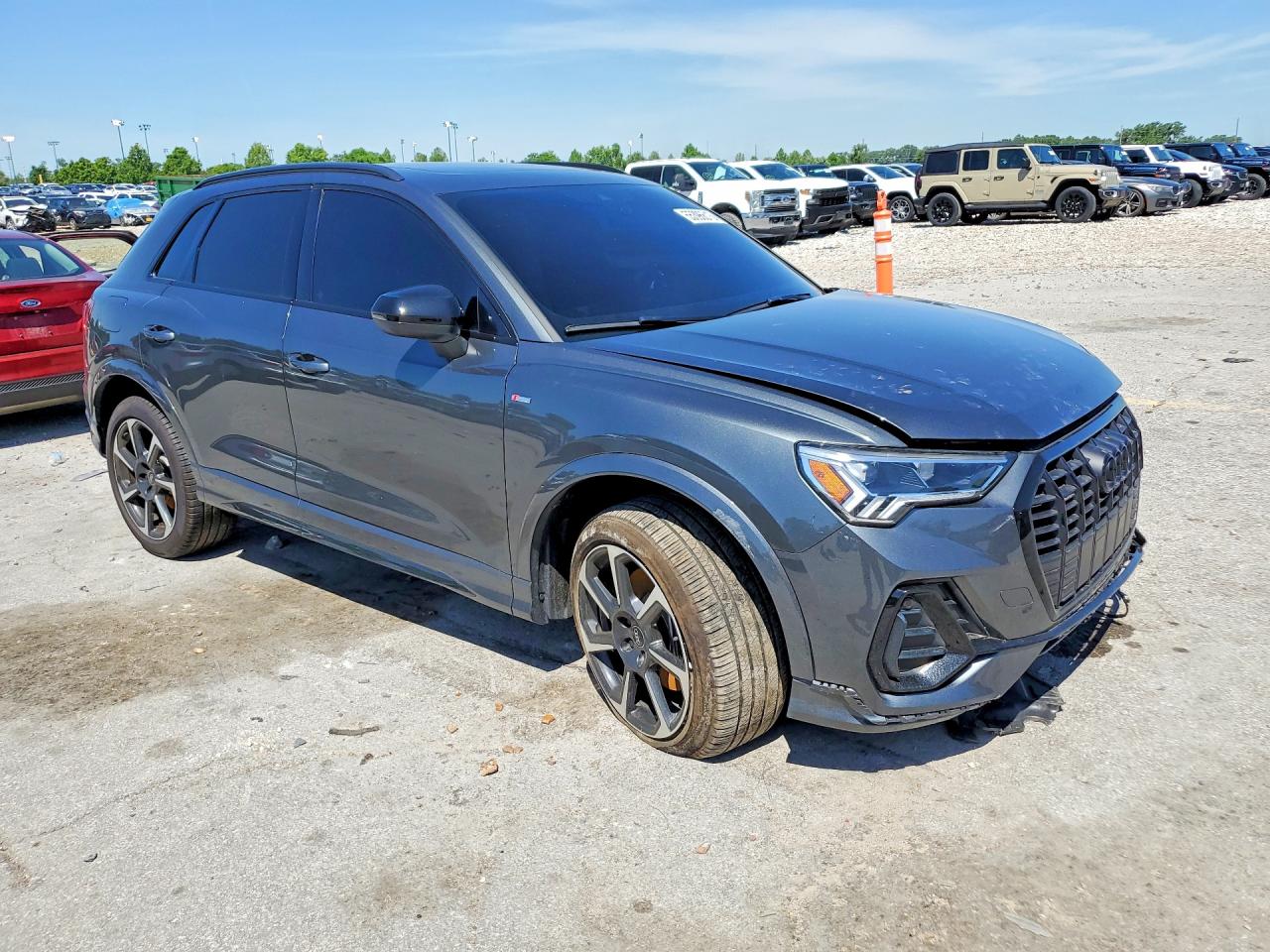 2025 AUDI Q3