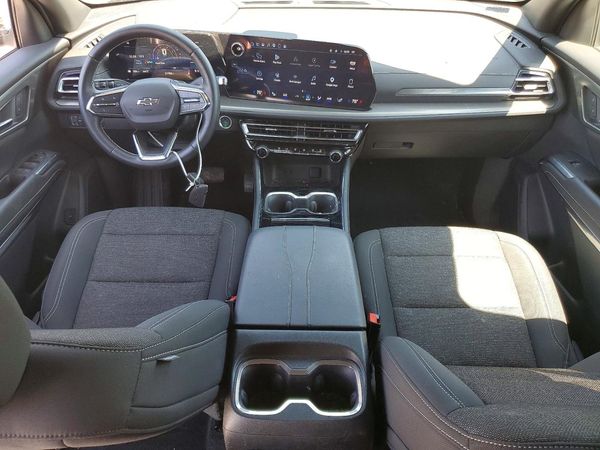 2024 CHEVROLET TRAVERSE LS