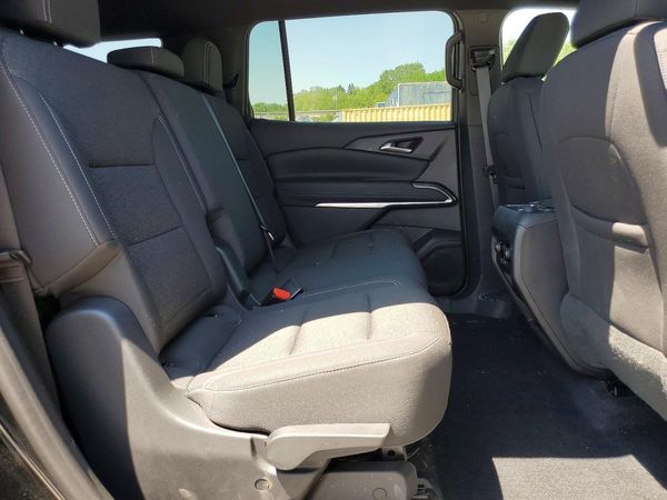 2024 CHEVROLET TRAVERSE LS