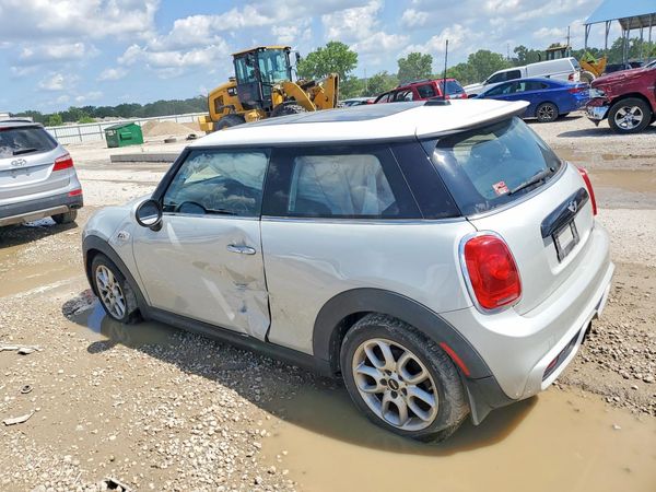 2015 MINI COOPER