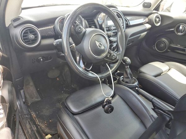 2015 MINI COOPER
