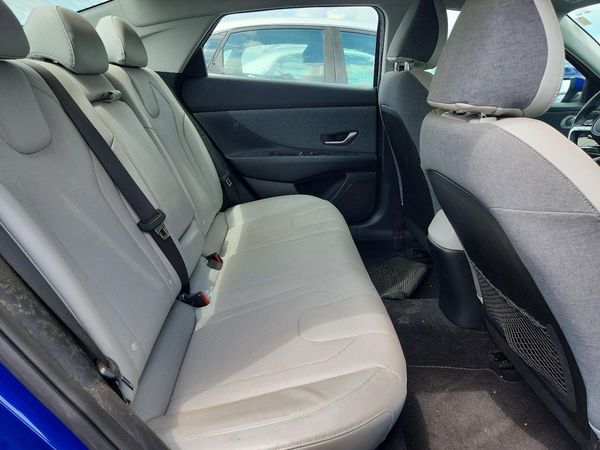 2021 HYUNDAI ELANTRA Limited