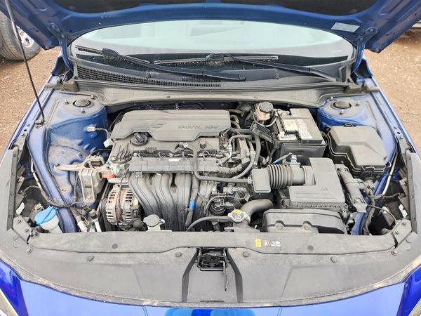2021 HYUNDAI ELANTRA Limited
