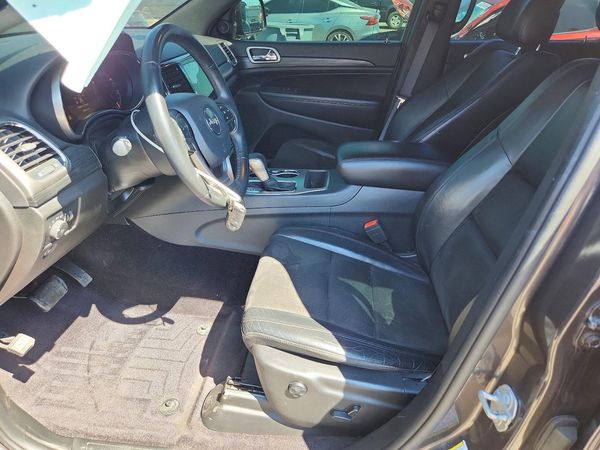 2019 JEEP GRAND CHEROKEE Laredo