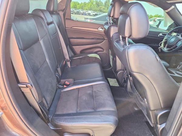 2019 JEEP GRAND CHEROKEE Laredo