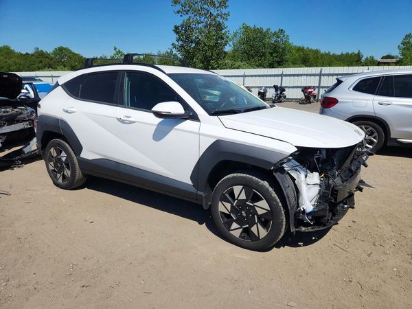 2024 HYUNDAI KONA SE