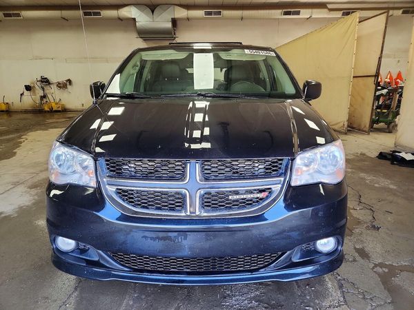 2019 DODGE GRAND CARAVAN Crew