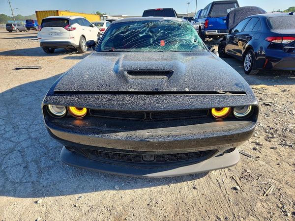 2016 DODGE CHALLENGER
