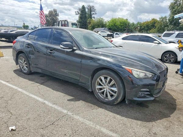 2017 INFINITI Q50