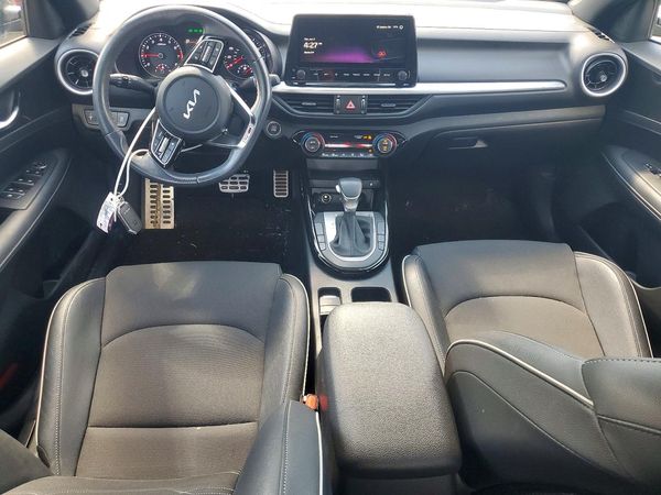 2024 KIA FORTE