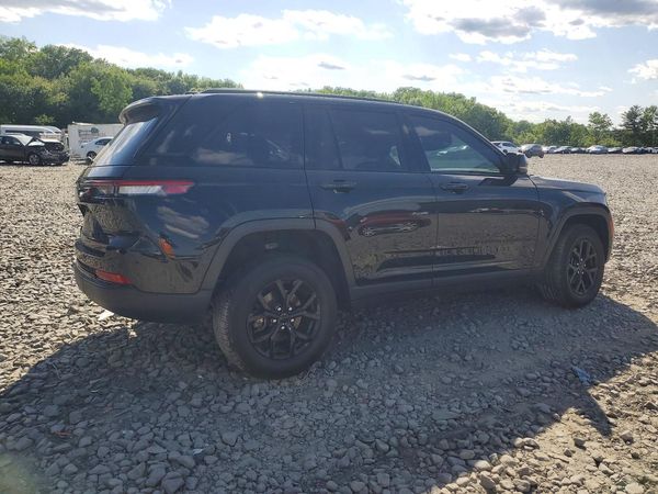 2025 JEEP GRAND CHEROKEE Laredo, Altitude