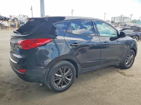 2015 HYUNDAI TUCSON GL (Middle-Low)