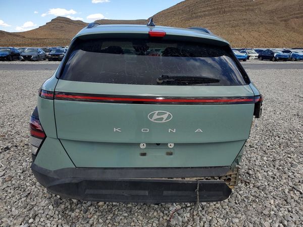 2024 HYUNDAI KONA SE