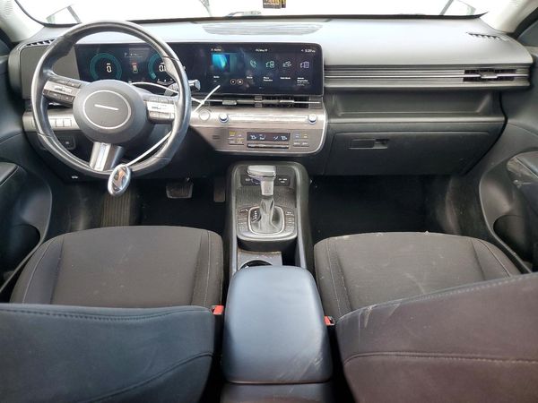 2024 HYUNDAI KONA SE