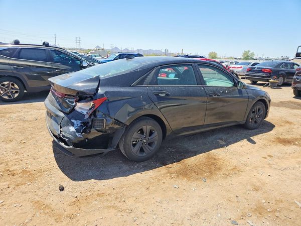 2022 HYUNDAI ELANTRA SEL w/Convenience Pkg