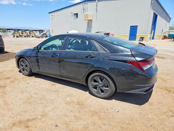 2022 HYUNDAI ELANTRA SEL w/Convenience Pkg