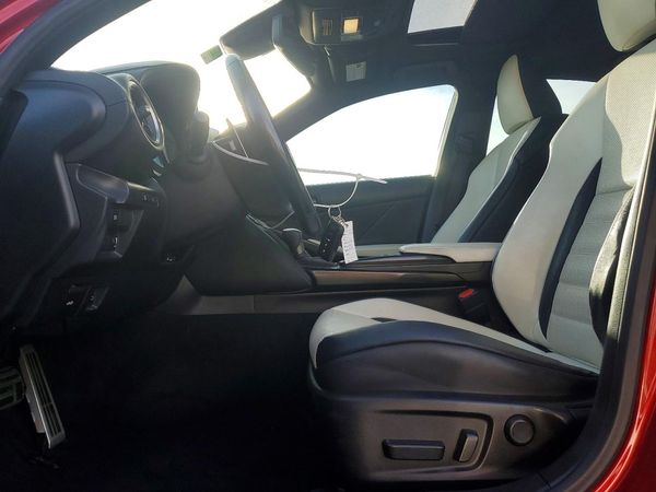 2022 LEXUS IS