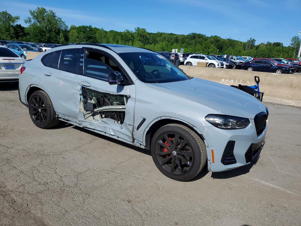 2023 BMW X4 M40i