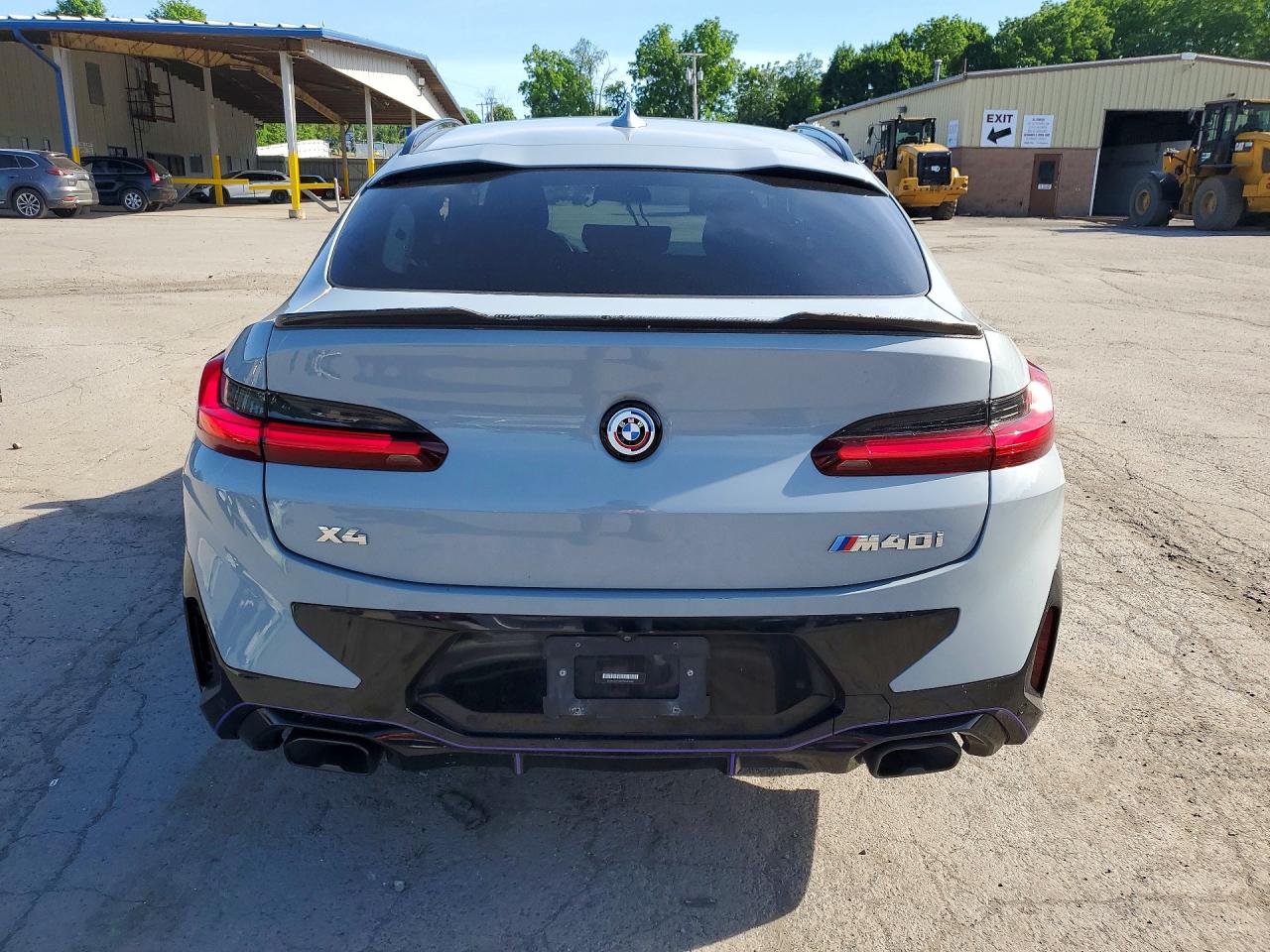 2023 BMW X4 M40i