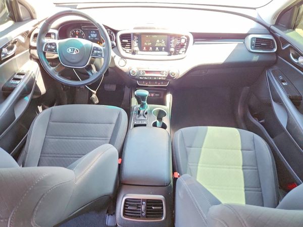 2020 KIA SORENTO L, LX, S