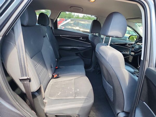 2020 KIA SORENTO L, LX, S