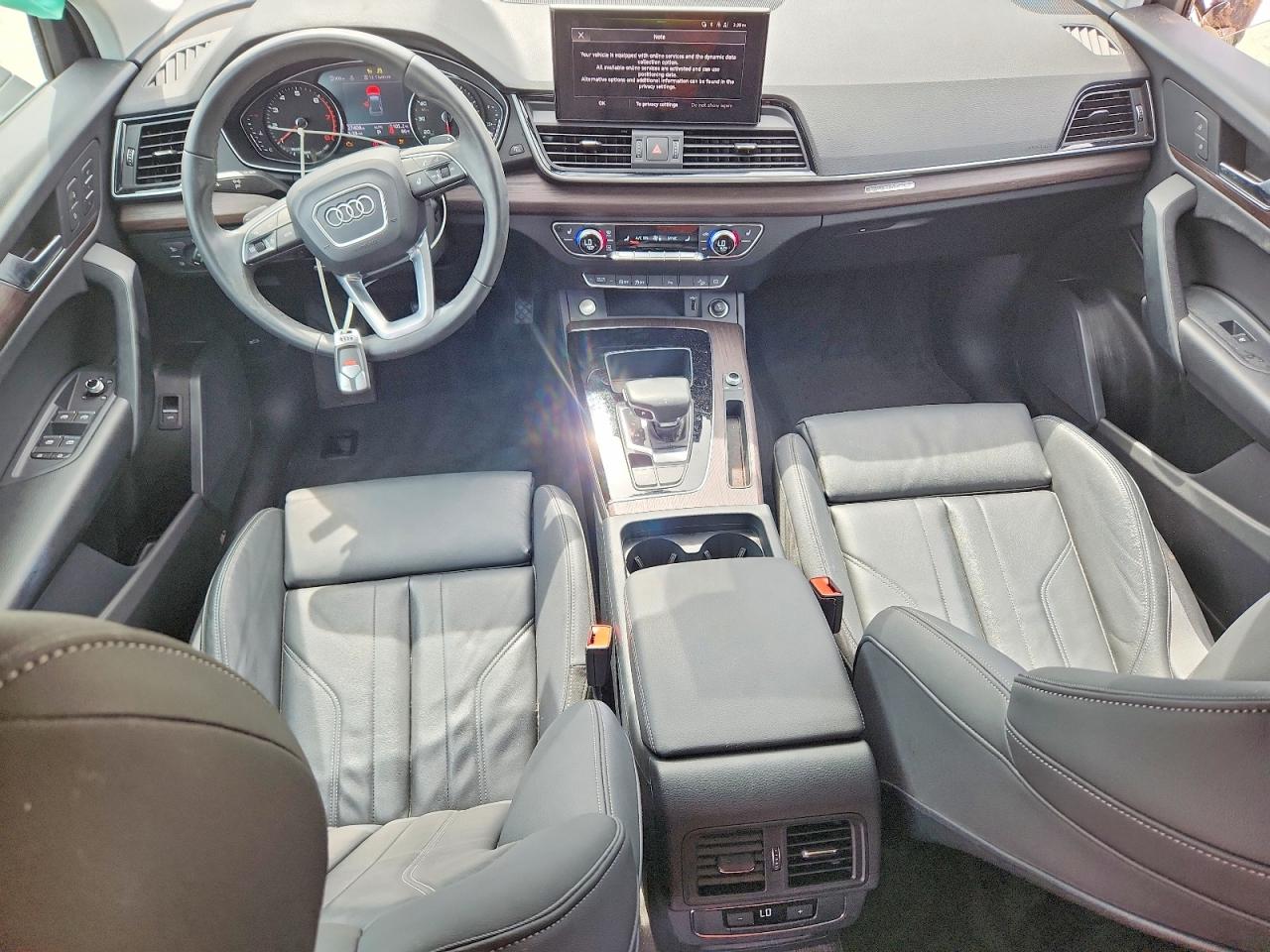 2024 AUDI Q5 S Line quattro Premium