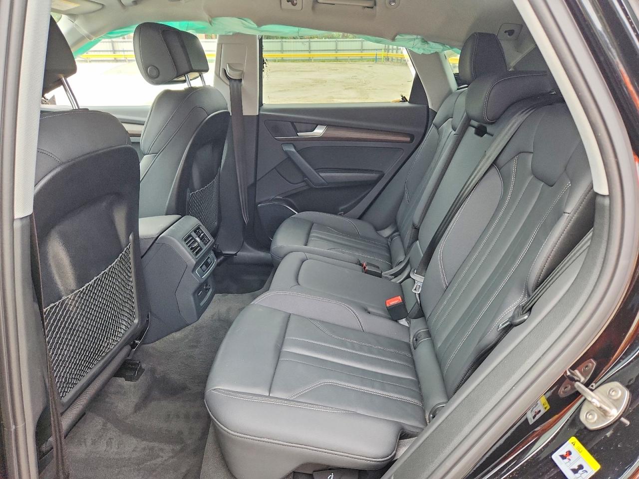 2024 AUDI Q5 S Line quattro Premium