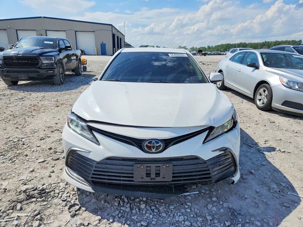 2022 TOYOTA CAMRY