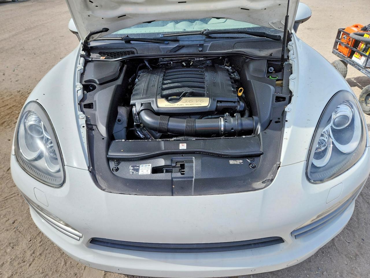 2014 PORSCHE CAYENNE
