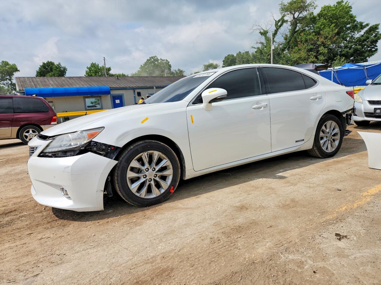 2013 LEXUS ES 300h