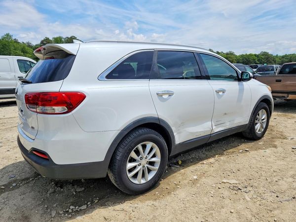 2017 KIA SORENTO L, LX