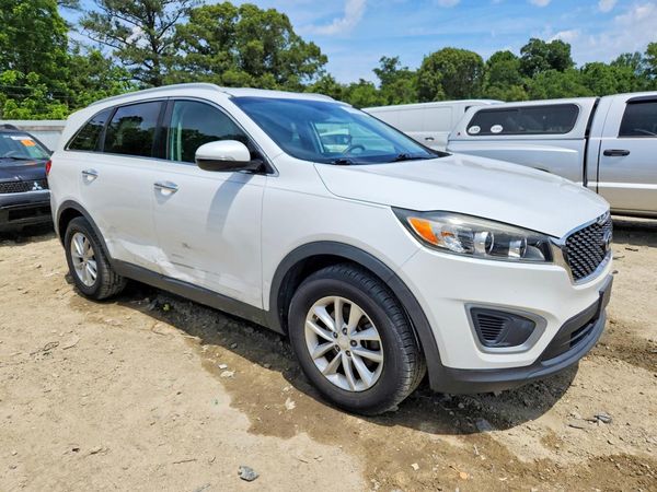 2017 KIA SORENTO L, LX