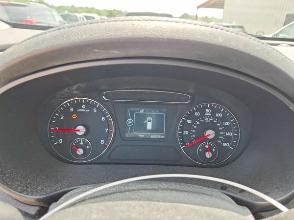 2017 KIA SORENTO L, LX