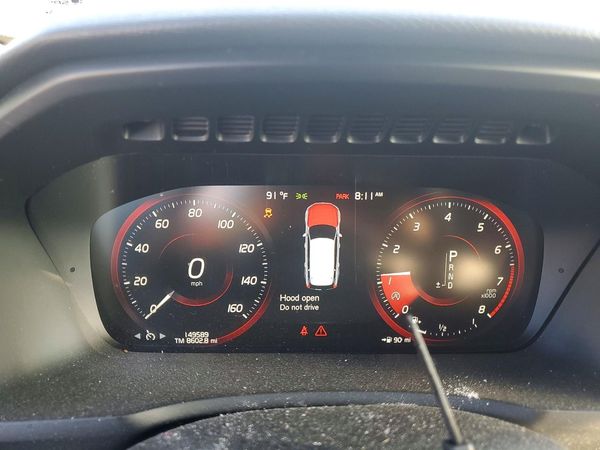 2016 VOLVO XC90 SV52 Momentum