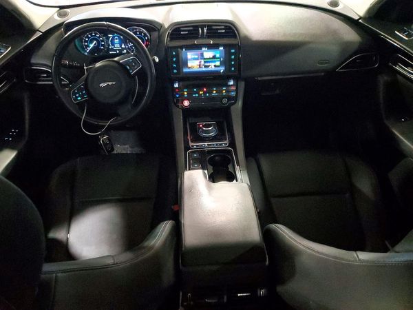 2018 JAGUAR F-PACE S