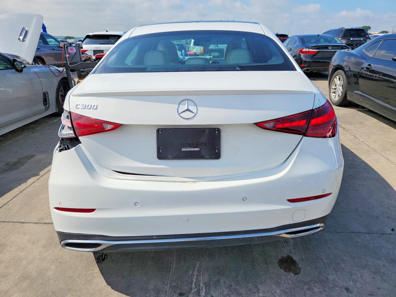 2024 MERCEDES-BENZ C C300