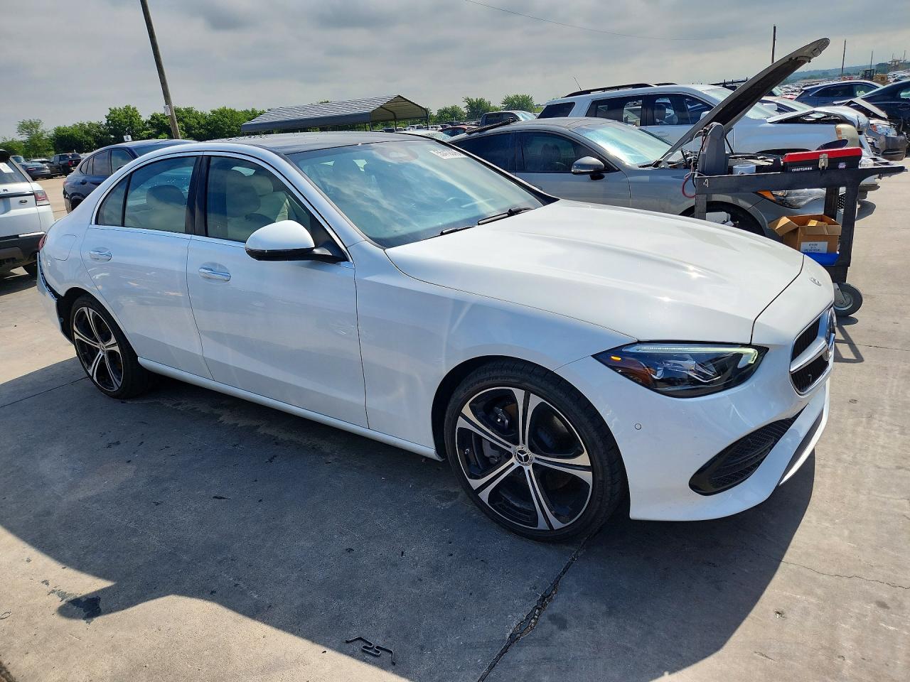 2024 MERCEDES-BENZ C C300