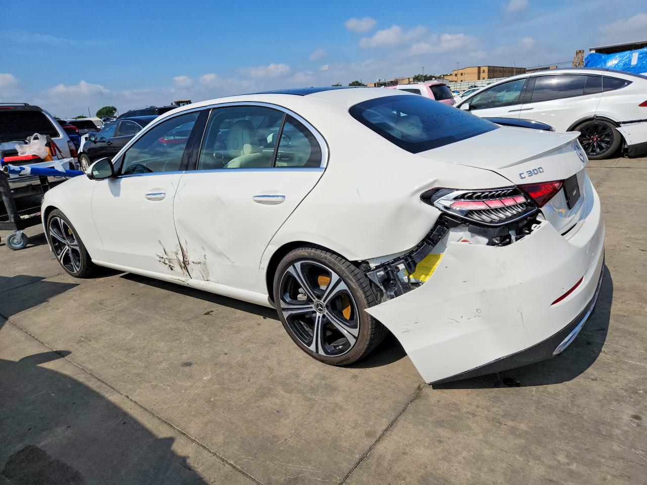 2024 MERCEDES-BENZ C C300