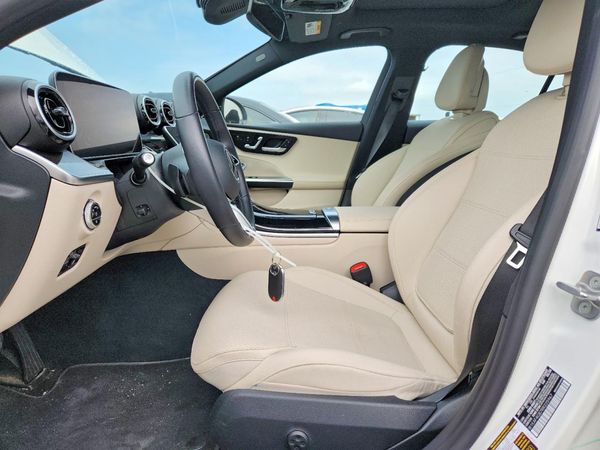 2024 MERCEDES-BENZ C C300