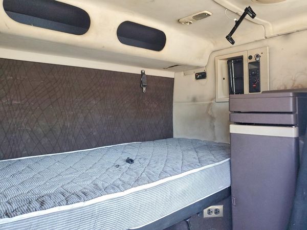 2015 VOLVO VNL