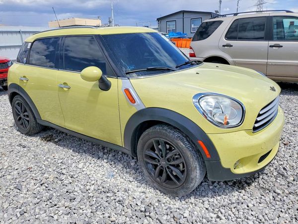 2012 MINI COOPER