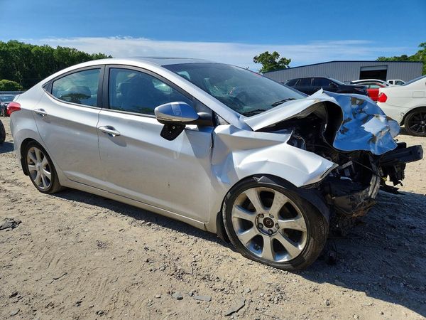 2012 HYUNDAI ELANTRA GLS(Middle grade) — Passenger 3/4