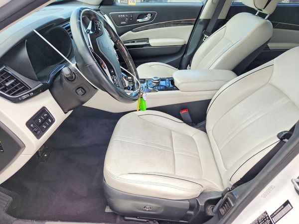 2015 KIA K900 KH