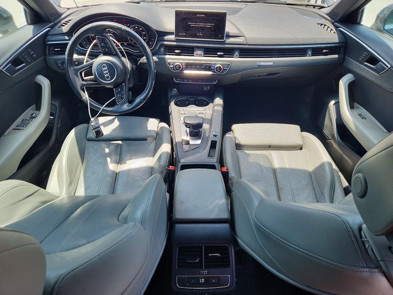 2017 AUDI A4 quattro Prestige