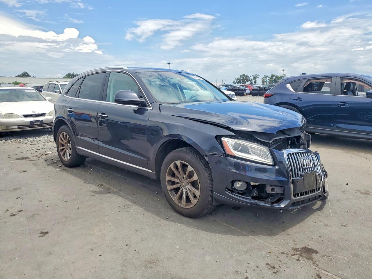 2016 AUDI Q5 quattro Premium Plus