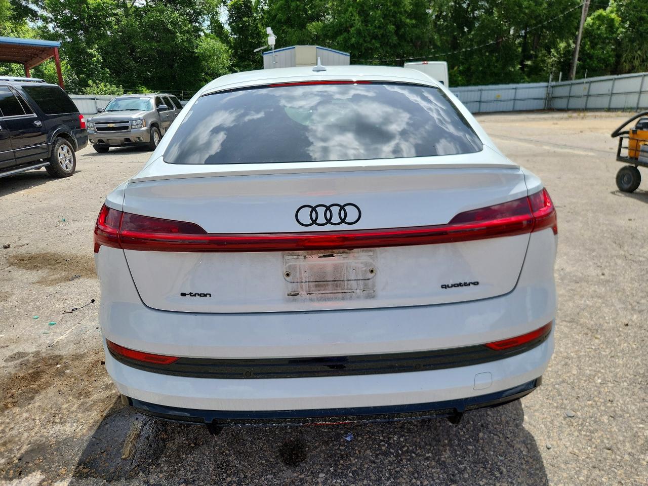 2022 AUDI E-TRON quattro Premium Plus