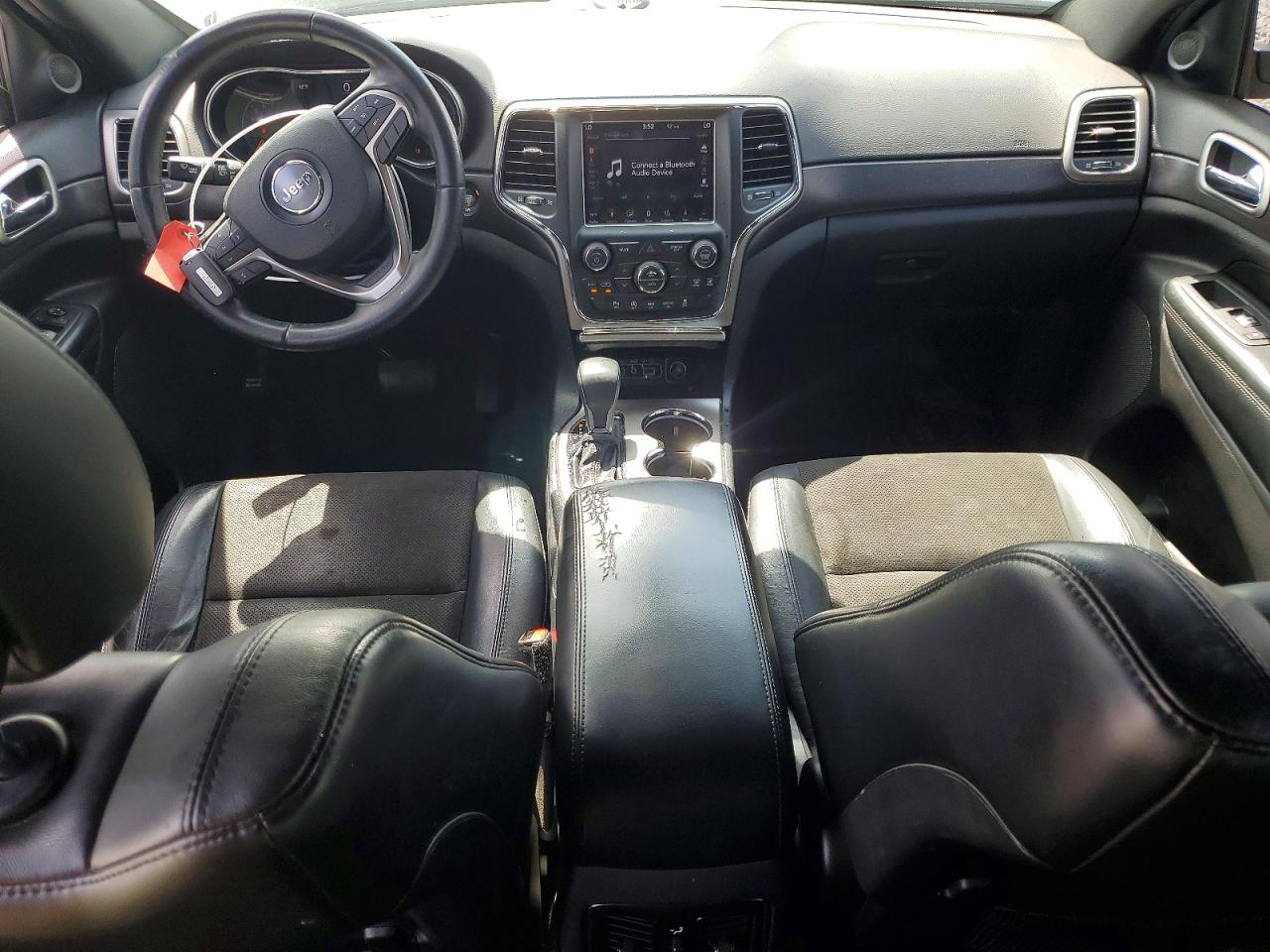 2018 JEEP GRAND CHEROKEE LAREDO 4X2