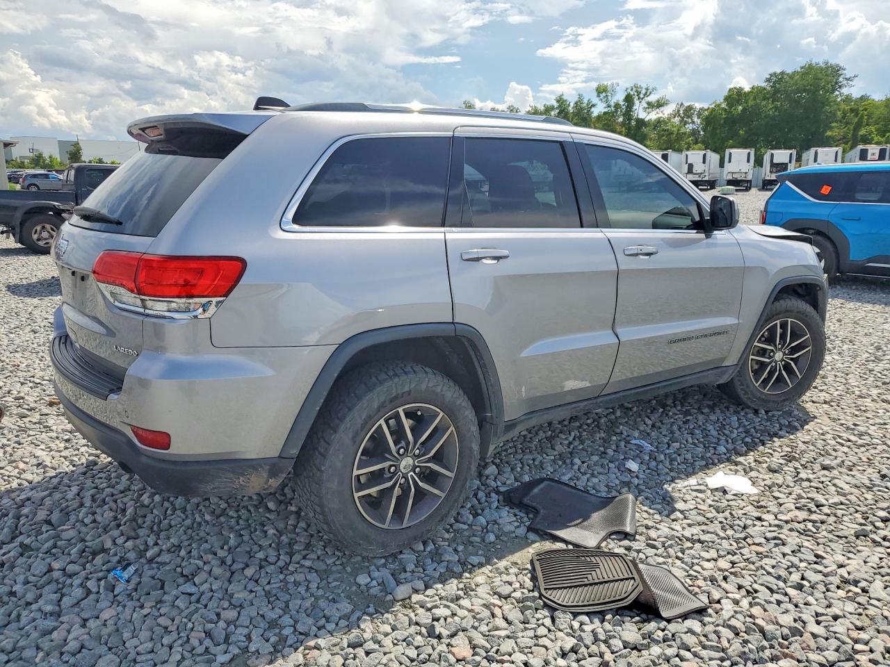 2018 JEEP GRAND CHEROKEE LAREDO 4X2