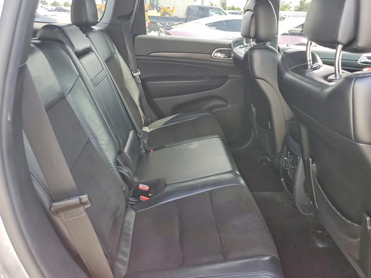 2018 JEEP GRAND CHEROKEE LAREDO 4X2
