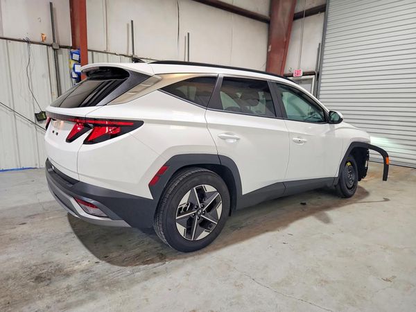 2026 HYUNDAI TUCSON SEL, SEL Plus